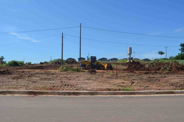 Prefeitura de Santa Luzia Prepara terreno para Construção de escola na COHAB 03