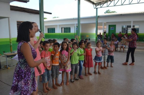 Pré- Escola Manoel De Lima Paz Realiza Apresentações Do Dia Da Consciência Negra