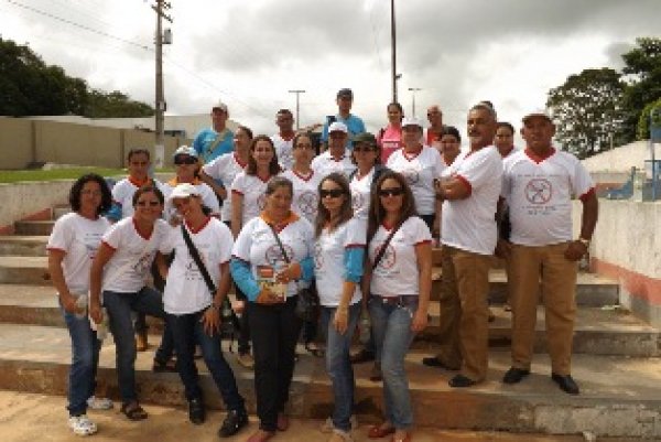 Prefeitura de Santa Luzia realiza caminhada ao combate da Dengue.